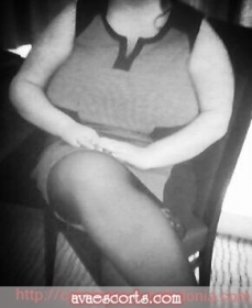 Escort Curvaceous Caledonia