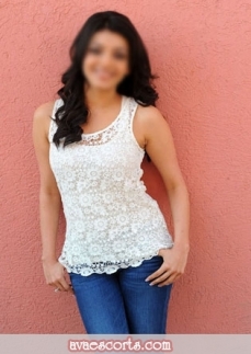 Escort Priya